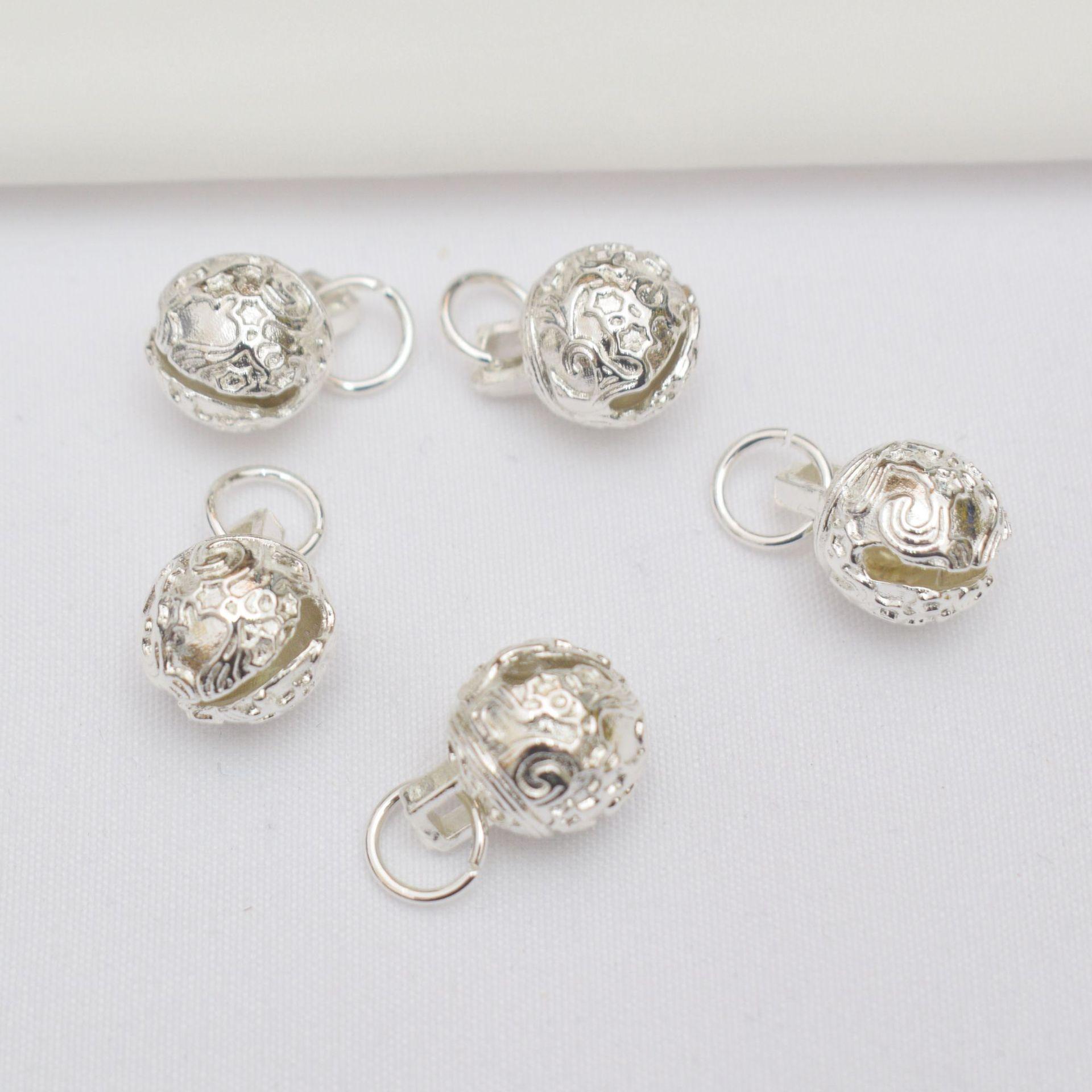 100pcs 14K Gold Bell Small Pendant Diy Jewelry Accessories Pattern Tiger Head Hollow Bell Pendant Retro Pendant Bell
100pcs 14K Gold Bell Small Pendant Diy Jewelry Accessories Pattern Tiger Head Hollow Bell Pendant Retro Pendant Bell