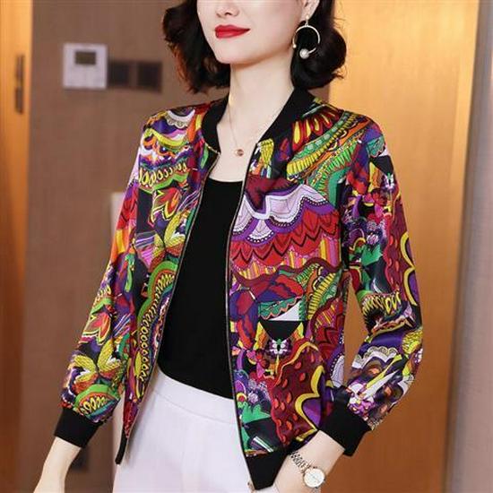Korean Style Chiffon Women s Long-Sleeve Jacket - Trendy, Plus Size, Lightweight, Versatile, Sunscreen for Spring & Summer 5XL
Korean Style Chiffon Women s Long-Sleeve Jacket - Trendy, Plus Size, Lightweight, Versatile, Sunscreen for Spring & Summer 5XL