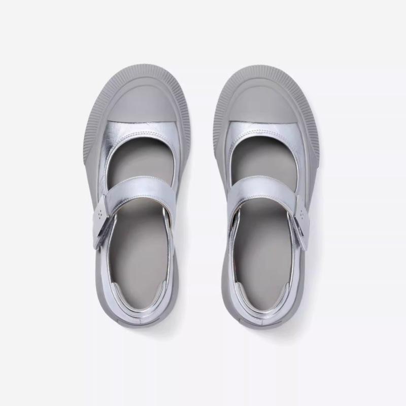 2025 new silver Mary Jane shoes women s leather heightening sweet and cool thick-soled jk shallow mouth casual board shoes single shoes 35 серебряный
2025 new silver Mary Jane shoes women s leather heightening sweet and cool thick-soled jk shallow mouth casual board shoes single shoes 35 серебряный