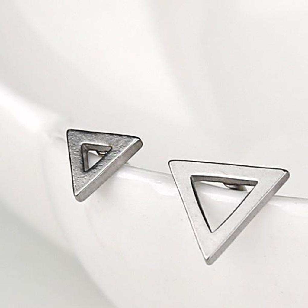 Women s Daily Pierced Triangle Piercing (Single) 5mm_gold
Women s Daily Pierced Triangle Piercing (Single) 5mm_gold