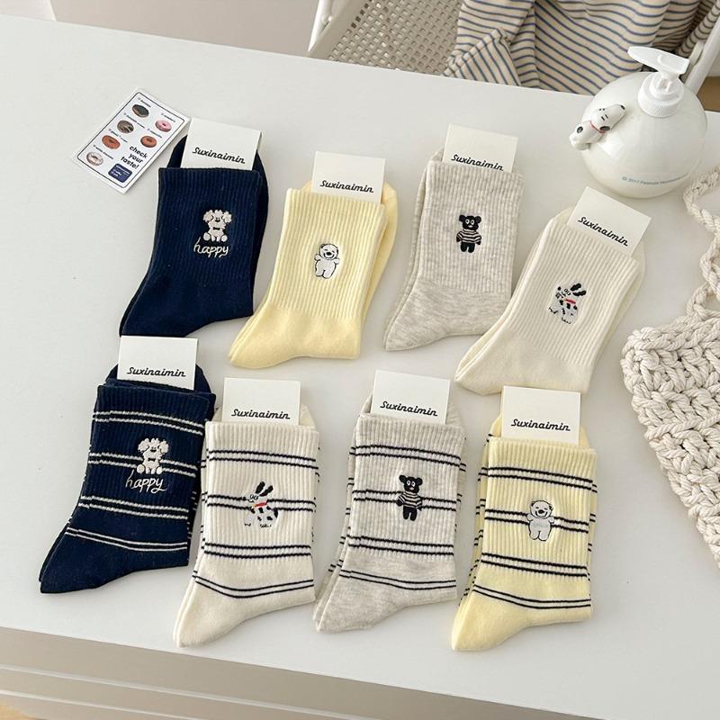 5 Pairs of Female Spring and Summer Leisure Lovely Embroidery Stripes In The Tube Stack Socks 5 Pairs
5 Pairs of Female Spring and Summer Leisure Lovely Embroidery Stripes In The Tube Stack Socks 5 Pairs