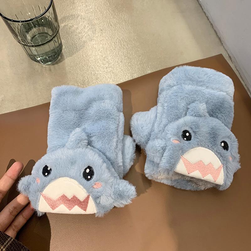 Shark Flip Gloves In FallSeason and ColdSeason Warm Girl Cultural and Creative Cute Korean Version Writing CampusUse Cartoon Animal Thick Plush
Shark Flip Gloves In FallSeason and ColdSeason Warm Girl Cultural and Creative Cute Korean Version Writing CampusUse Cartoon Animal Thick Plush