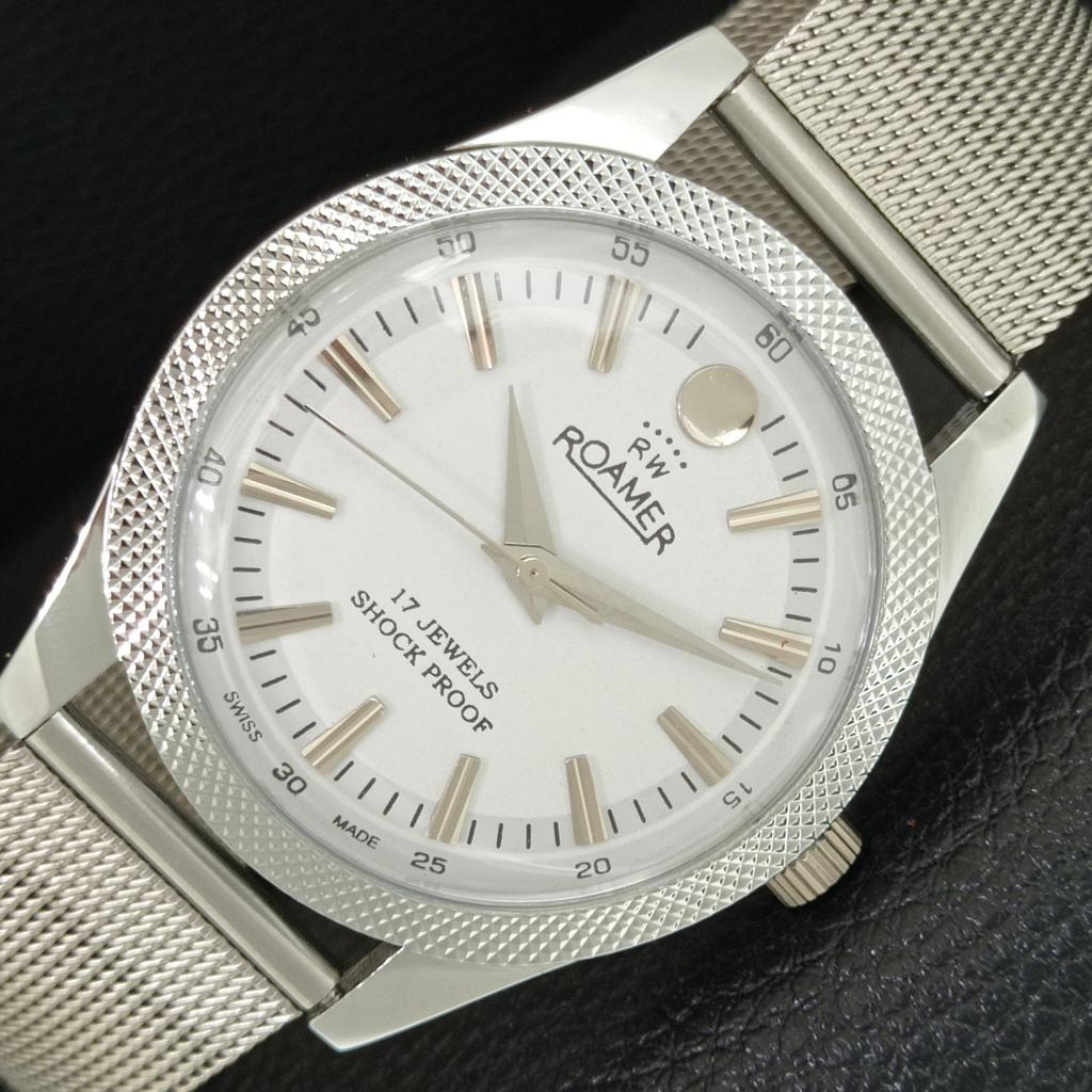 REFURBISHED VINTAGE HAND-WINDING SWISS MENS WHITE COLOR DIAL WATCH a707157-1
REFURBISHED VINTAGE HAND-WINDING SWISS MENS WHITE COLOR DIAL WATCH a707157-1