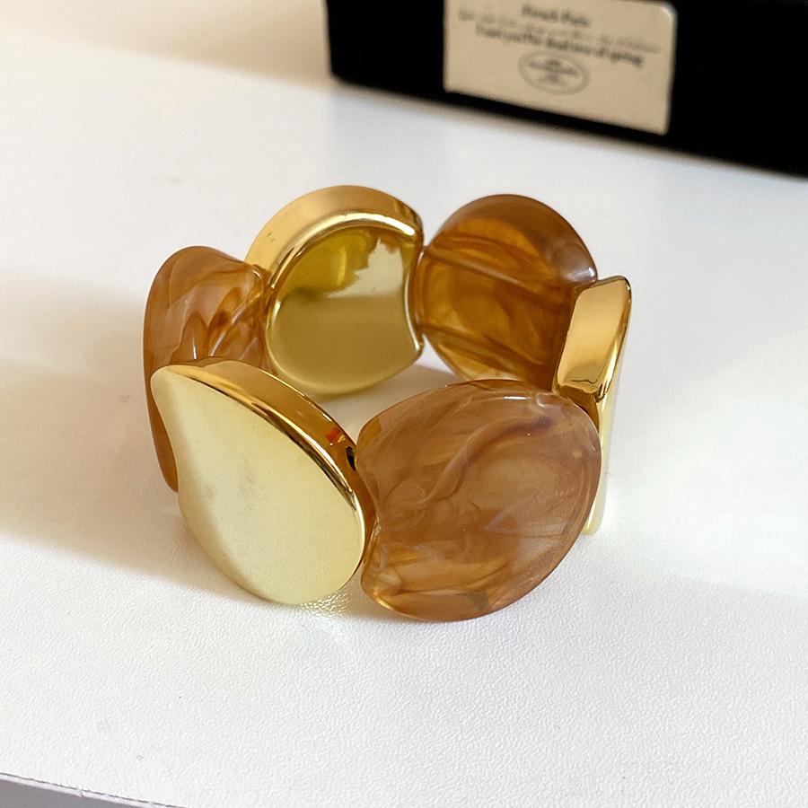 Elegant Acrylic Round Elastic Bracelet 2026 - European & American Style, Exaggerated Luxe Commute Jewelry, High-End Feel.
Elegant Acrylic Round Elastic Bracelet 2026 - European & American Style, Exaggerated Luxe Commute Jewelry, High-End Feel.