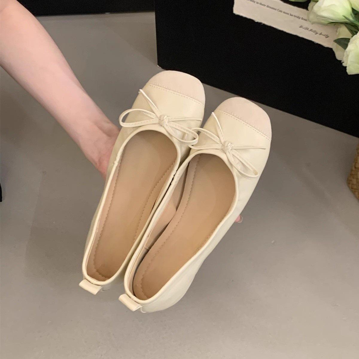 Round head shallow mouth single shoes women s spring and summer new bow one pedal Doudou shoes women s soft leather grandma shoes 40
Round head shallow mouth single shoes women s spring and summer new bow one pedal Doudou shoes women s soft leather grandma shoes 40