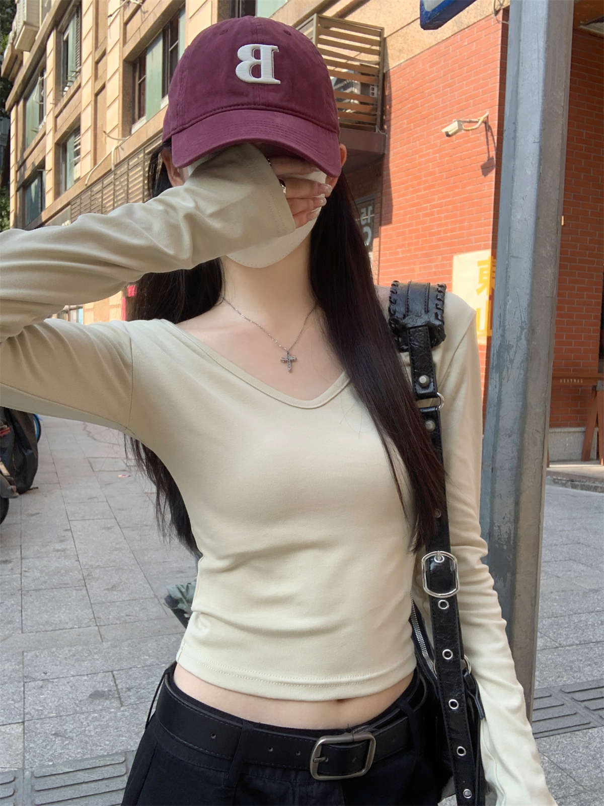 Spice girl collar slim-fitting long-sleeved T-shirt women s spring front shoulder thin inner short top simple bottoming shirt S хакі
Spice girl collar slim-fitting long-sleeved T-shirt women s spring front shoulder thin inner short top simple bottoming shirt S хакі