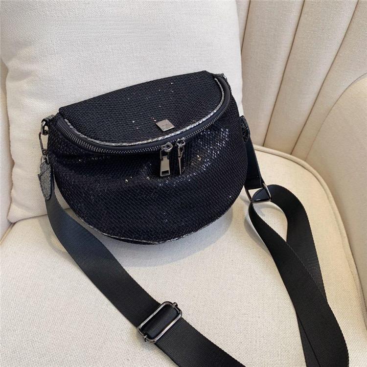 Shell Women s Bag Double Pull Head Sequined Mesh Shoulder Messenger Bag Casual Bag Wide Shoulder Strap Saddle Bag Korean Version Tide Bag чорний
Shell Women s Bag Double Pull Head Sequined Mesh Shoulder Messenger Bag Casual Bag Wide Shoulder Strap Saddle Bag Korean Version Tide Bag чорний