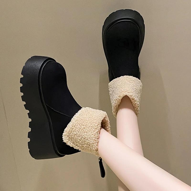 Ботильоны женские на меховой платформе, замшевые короткие, плюшевые, на среднем каблуке, хлопковые туфли, тренд 2025 года, теплая повседневная зимняя обувь, новые женские ботинки 40 чёрный
Ботильоны женские на меховой платформе, замшевые короткие, плюшевые, на среднем каблуке, хлопковые туфли, тренд 2025 года, теплая повседневная зимняя обувь, новые женские ботинки 40 чёрный