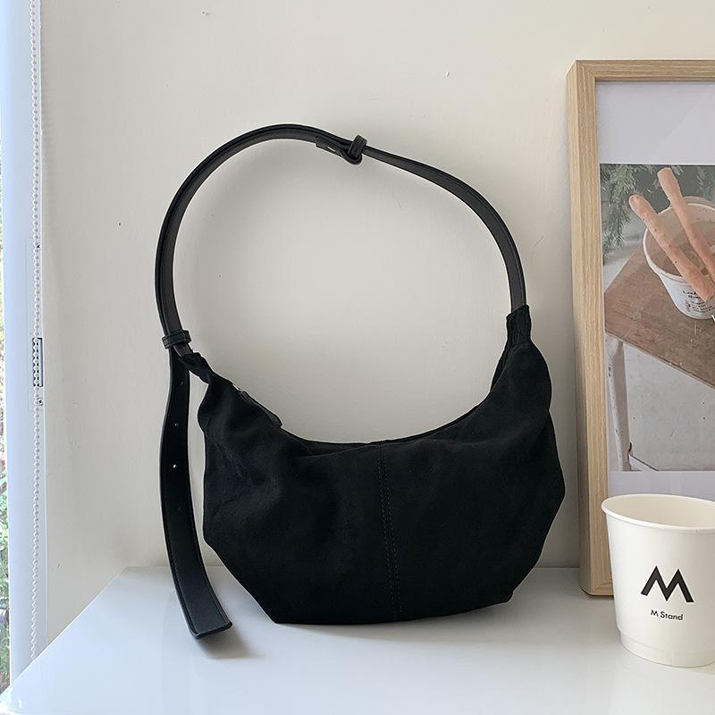 Vintage Scrub Leather women hobos Shoulder bag Brand design ladies handbag female Crossbody bag winter Faux Suede tote bolsa
Vintage Scrub Leather women hobos Shoulder bag Brand design ladies handbag female Crossbody bag winter Faux Suede tote bolsa