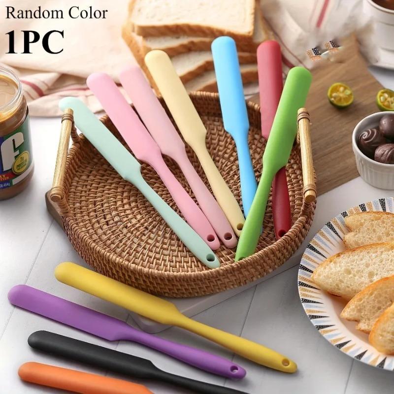 1 Piece Random Color Food Scraper, Non Stick Design, Heat-resistant, Kitchen Utensil, Suitable for Home and Professional Baking
1 Piece Random Color Food Scraper, Non Stick Design, Heat-resistant, Kitchen Utensil, Suitable for Home and Professional Baking