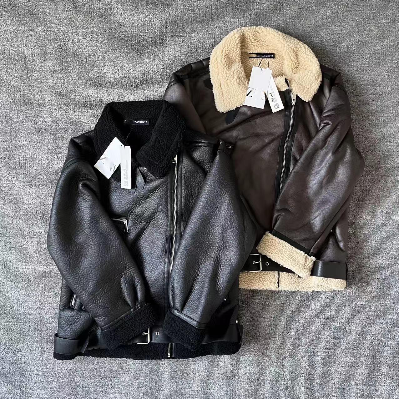 2024 Women s Suede & Fur One-Piece Warm Motorcycle Jacket - New Autumn/Winter Collection Small
2024 Women s Suede & Fur One-Piece Warm Motorcycle Jacket - New Autumn/Winter Collection Small