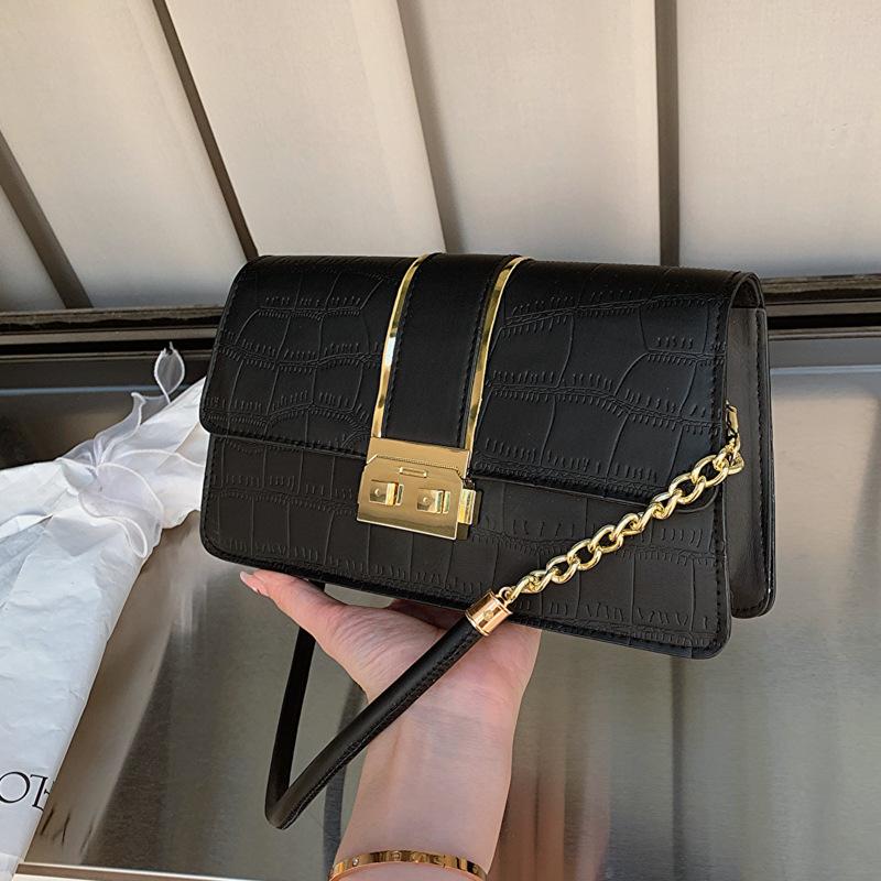 This year s popular fashion simple texture commuter small bag women s 2024 summer shoulder messenger bag temperament small square bag чорний
This year s popular fashion simple texture commuter small bag women s 2024 summer shoulder messenger bag temperament small square bag чорний