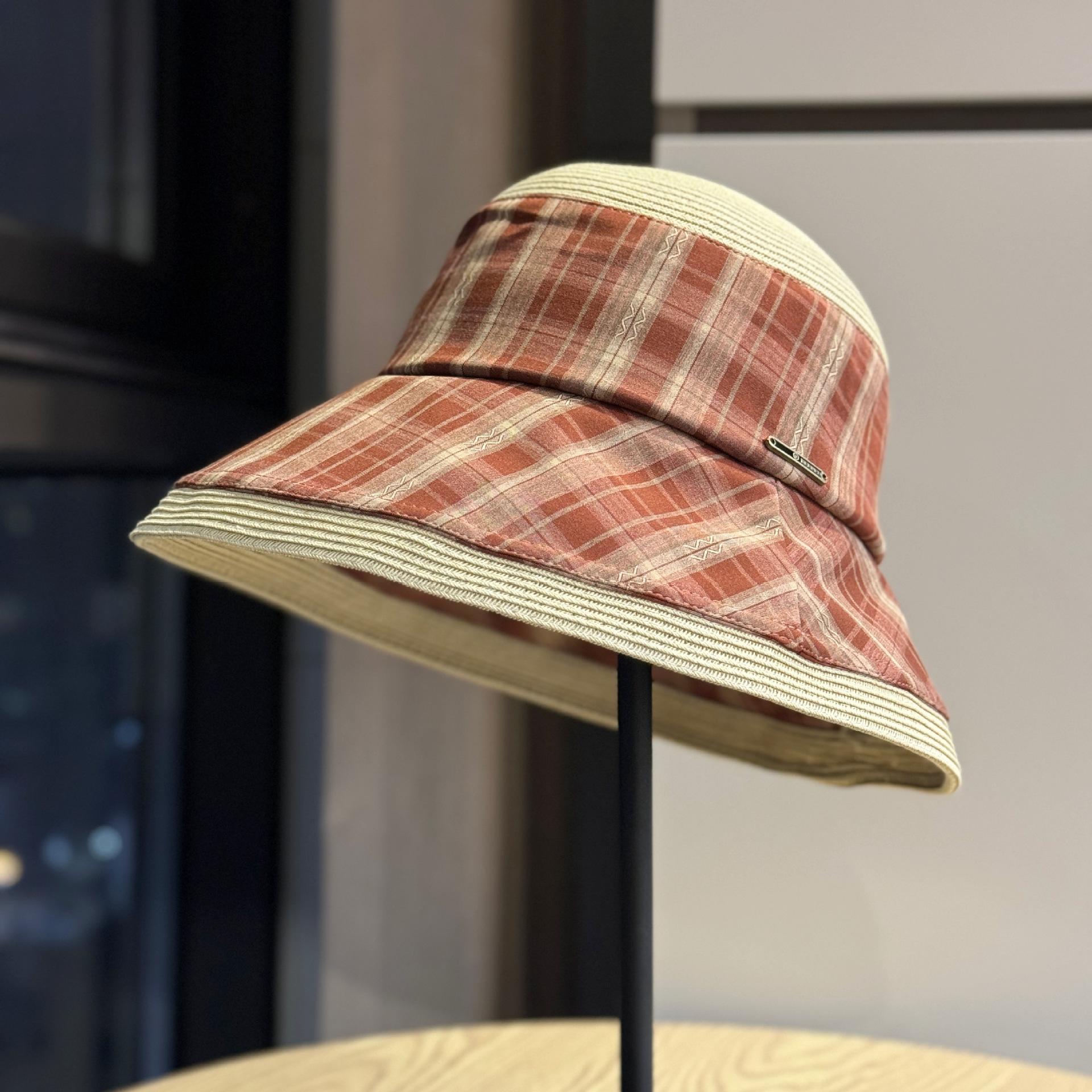 The Korean-style mixed-style personalized sun hat for women in spring and summer is simple, versatile, and sun protection. It features a large brim Adult54-60Adjustable вина червоного кольору
The Korean-style mixed-style personalized sun hat for women in spring and summer is simple, versatile, and sun protection. It features a large brim Adult54-60Adjustable вина червоного кольору