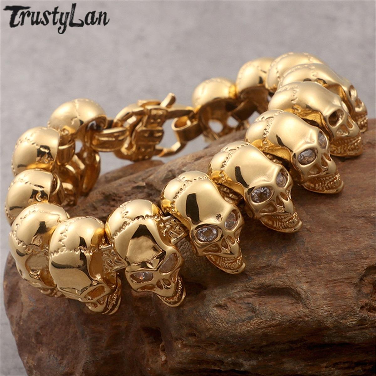Meditation bracelet, wish-fulfilling bracelet. Made from large skull-shaped bracelets from Thailand. Suitable for a punk rock style skull outfit. 20.5cm
Meditation bracelet, wish-fulfilling bracelet. Made from large skull-shaped bracelets from Thailand. Suitable for a punk rock style skull outfit. 20.5cm