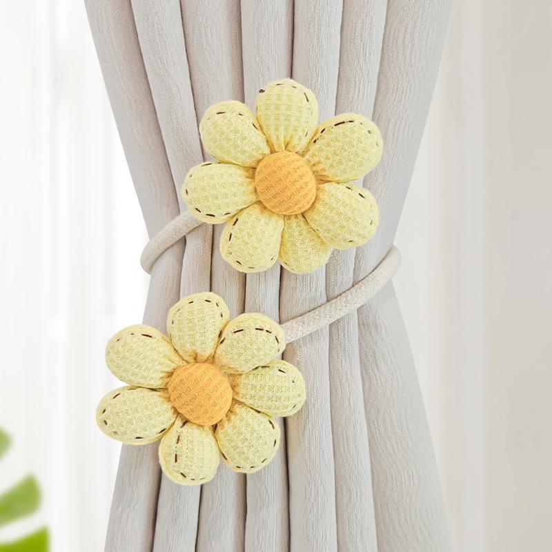 Pair of Cute Flower Curtain Tiebacks - Modern Simple Decorative Sheer Clips
Pair of Cute Flower Curtain Tiebacks - Modern Simple Decorative Sheer Clips