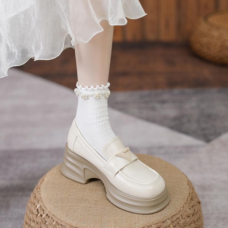 Туфли на плоской подошве из натуральной кожи для женщин Huizhou, виноградные, такие же, маленькие кожаные туфли, черные, универсальные, увеличивающие рост, мокасины на платформе 40
Туфли на плоской подошве из натуральной кожи для женщин Huizhou, виноградные, такие же, маленькие кожаные туфли, черные, универсальные, увеличивающие рост, мокасины на платформе 40