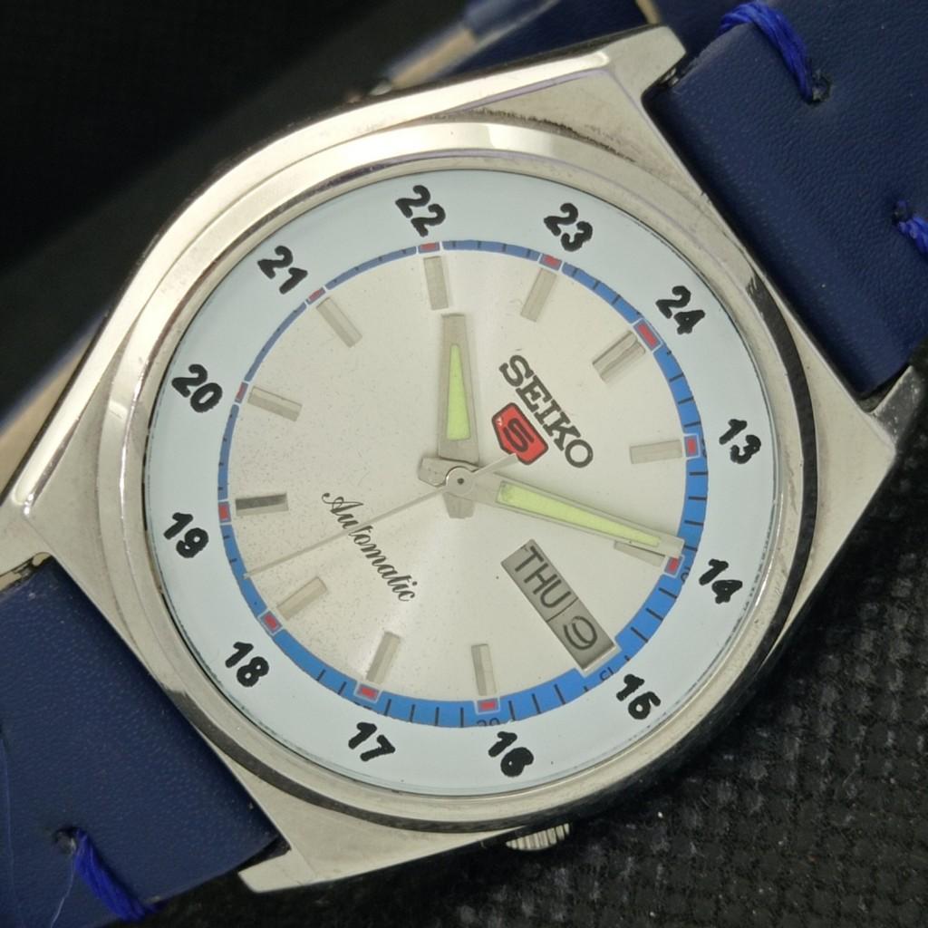 Б/У винтажные мужские часы SEIKO 5 AUTO 7009A из Японии с серебряным механизмом и функцией «день/дата» 593a-a311302-9 SKU593a-a311302
Б/У винтажные мужские часы SEIKO 5 AUTO 7009A из Японии с серебряным механизмом и функцией «день/дата» 593a-a311302-9 SKU593a-a311302