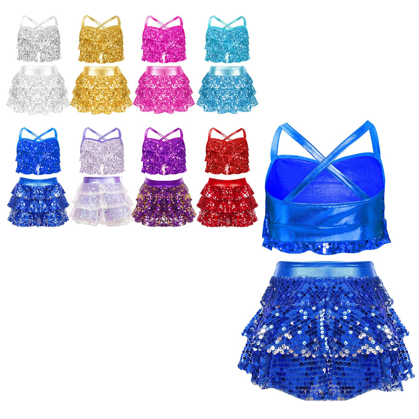 Kids Girls Jazz Dance Performance Costume Glittery Sequins Tiered Ruffles Cross Back Metallic Crop Top with Culottes 5-6 Years срібний
Kids Girls Jazz Dance Performance Costume Glittery Sequins Tiered Ruffles Cross Back Metallic Crop Top with Culottes 5-6 Years срібний