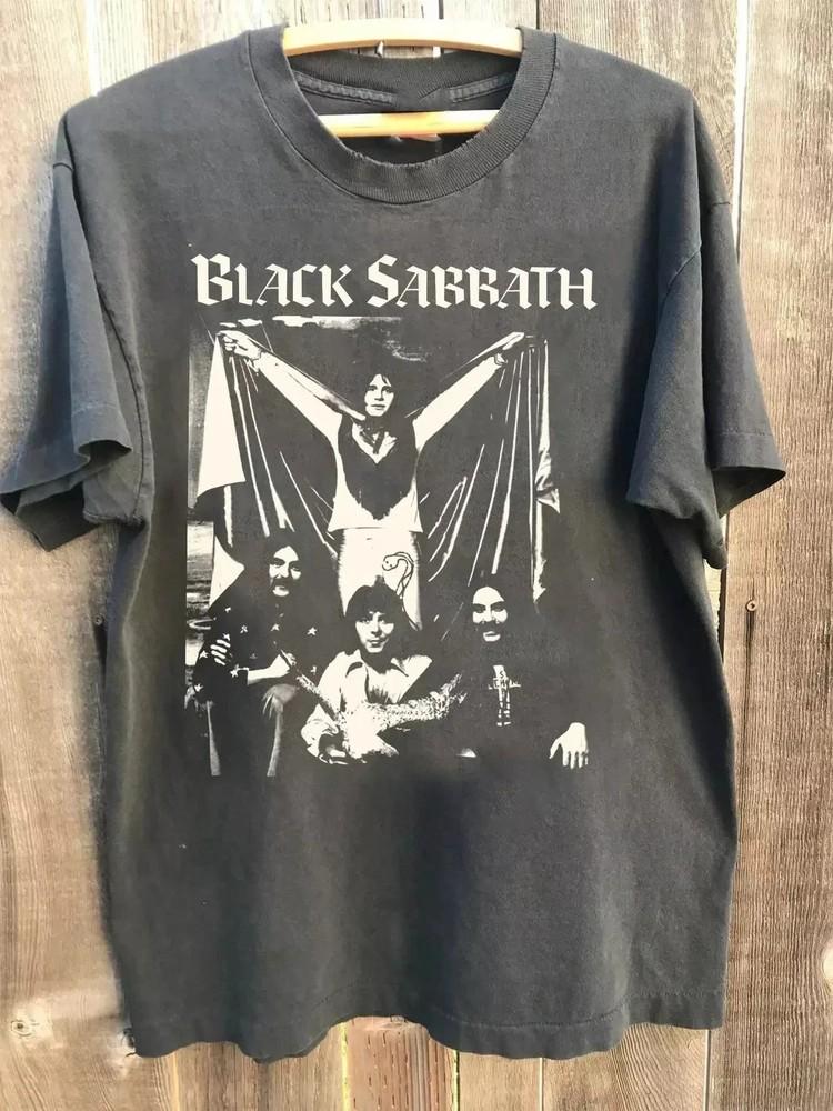 Black Sabbath Band Men Women Unisex Full Size S-4XL charcoal Unisex T-Shirt S
Black Sabbath Band Men Women Unisex Full Size S-4XL charcoal Unisex T-Shirt S