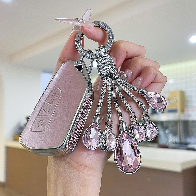 TPU Car Key Case Remote Cover Shell Holder Keychain Styling Fob for VW Volkswagen New Golf 8 MK8 Teramont ID.3 ID4X ID6X CROZZ
TPU Car Key Case Remote Cover Shell Holder Keychain Styling Fob for VW Volkswagen New Golf 8 MK8 Teramont ID.3 ID4X ID6X CROZZ