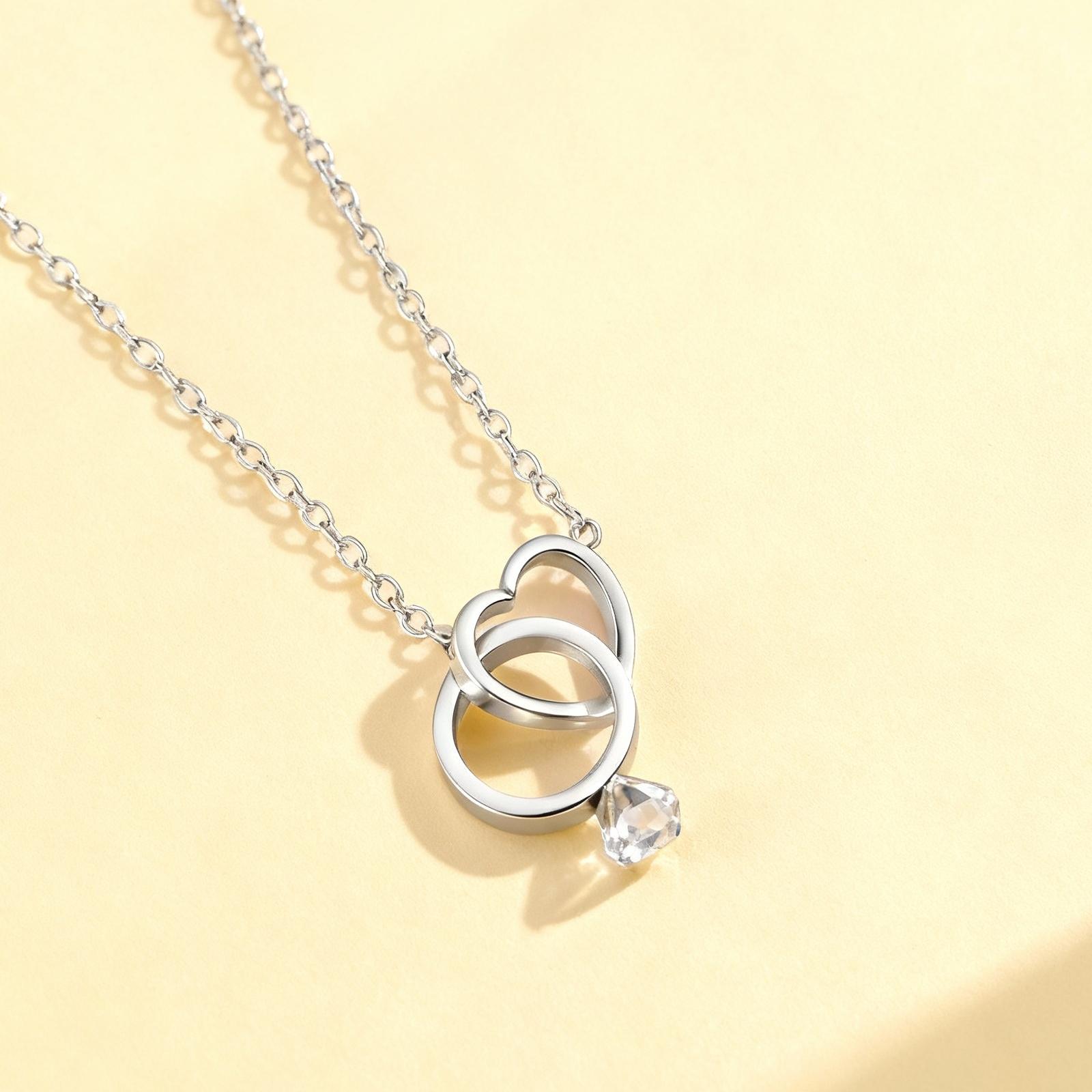 Dainty Double Heart Pendant Necklace for Women Stainless Steel Zircon Necklaces for Mom Fashion Charm Jewelry Mother s Day Gift
Dainty Double Heart Pendant Necklace for Women Stainless Steel Zircon Necklaces for Mom Fashion Charm Jewelry Mother s Day Gift