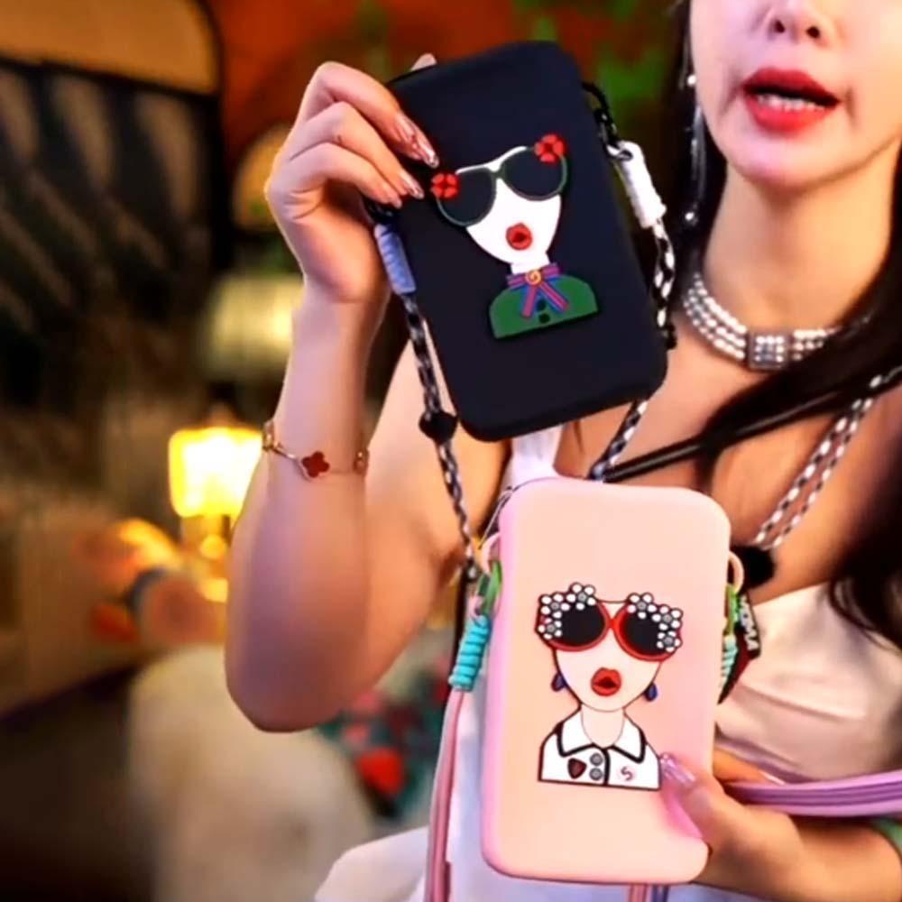 Cartoon Hanging Neck Phone Bag Adjustable Waterproof Makeup Pouch Silicone Crossbody Wallet Daily чорний
Cartoon Hanging Neck Phone Bag Adjustable Waterproof Makeup Pouch Silicone Crossbody Wallet Daily чорний