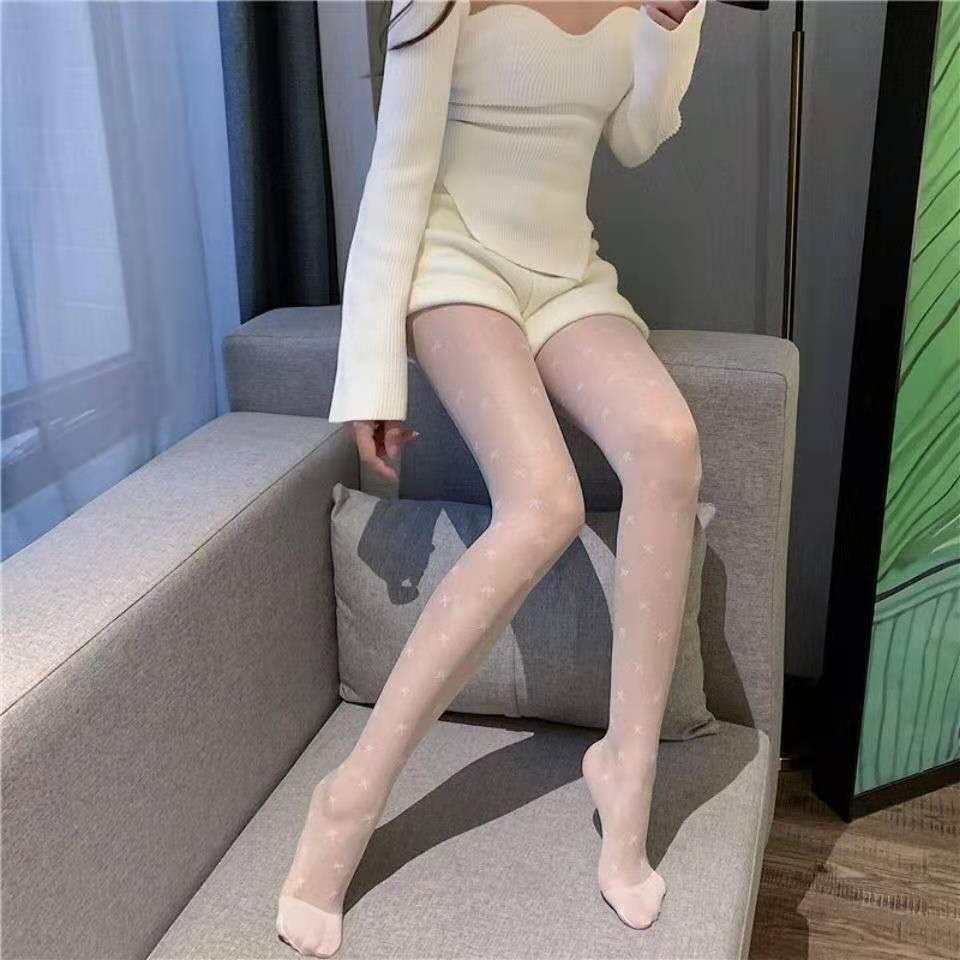 Ultra-Thin Black Silk Stockings for Women - Anti-Snag, Sexy, Pure Desire, Ideal for Spring/Summer One Size білий
Ultra-Thin Black Silk Stockings for Women - Anti-Snag, Sexy, Pure Desire, Ideal for Spring/Summer One Size білий