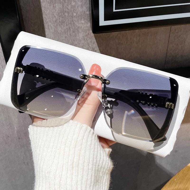 Fashion Oversized Square Sunglasses Women High quality Color gradient sunglasses Vintage Sun Glasses Female Shades Outdoor
Fashion Oversized Square Sunglasses Women High quality Color gradient sunglasses Vintage Sun Glasses Female Shades Outdoor