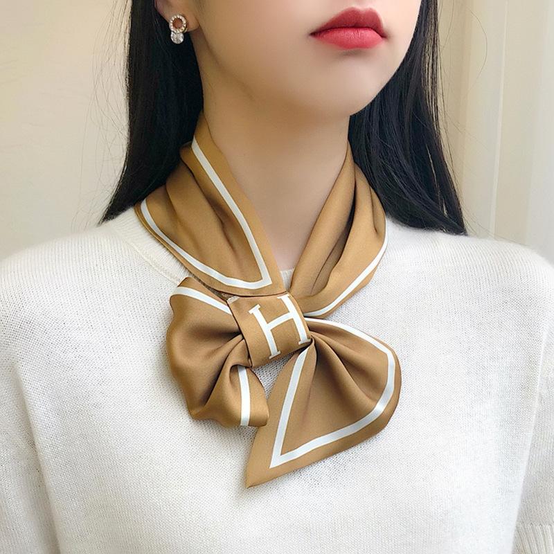 Шелковый шарф женский сезонный универсальный длинный ободок с лентой многофункциональный модный шарф шарф стример прилив 15*70CM
Шелковый шарф женский сезонный универсальный длинный ободок с лентой многофункциональный модный шарф шарф стример прилив 15*70CM