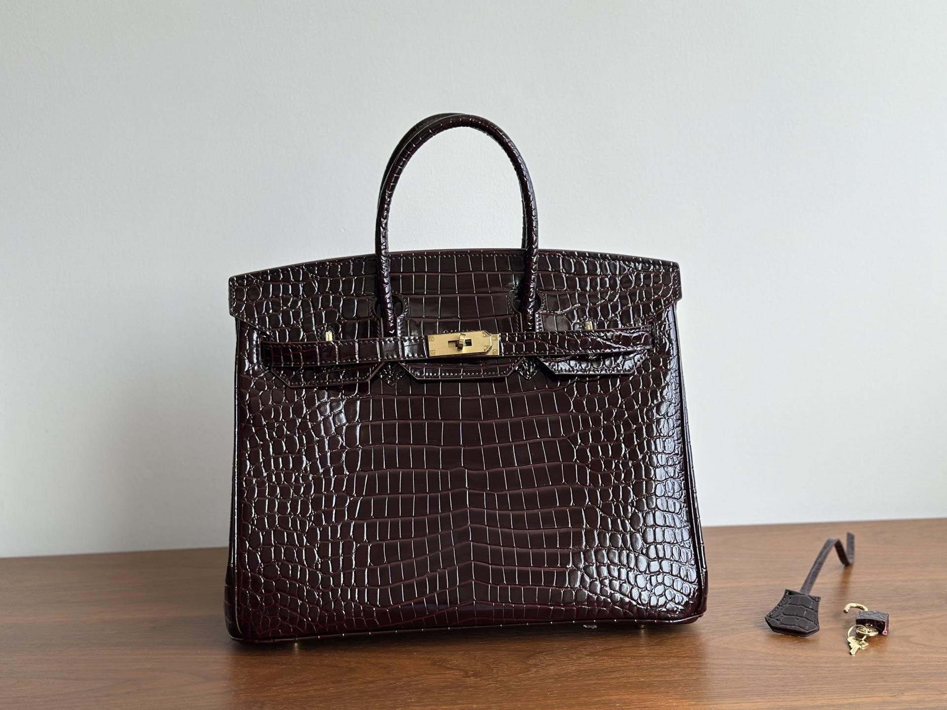 35см Версія з підкладкою Жов яча шкіра Бронзово-золота сумка Повсякденна жіноча сумка Модна сумка через плече 35cm
35см Версія з підкладкою Жов яча шкіра Бронзово-золота сумка Повсякденна жіноча сумка Модна сумка через плече 35cm