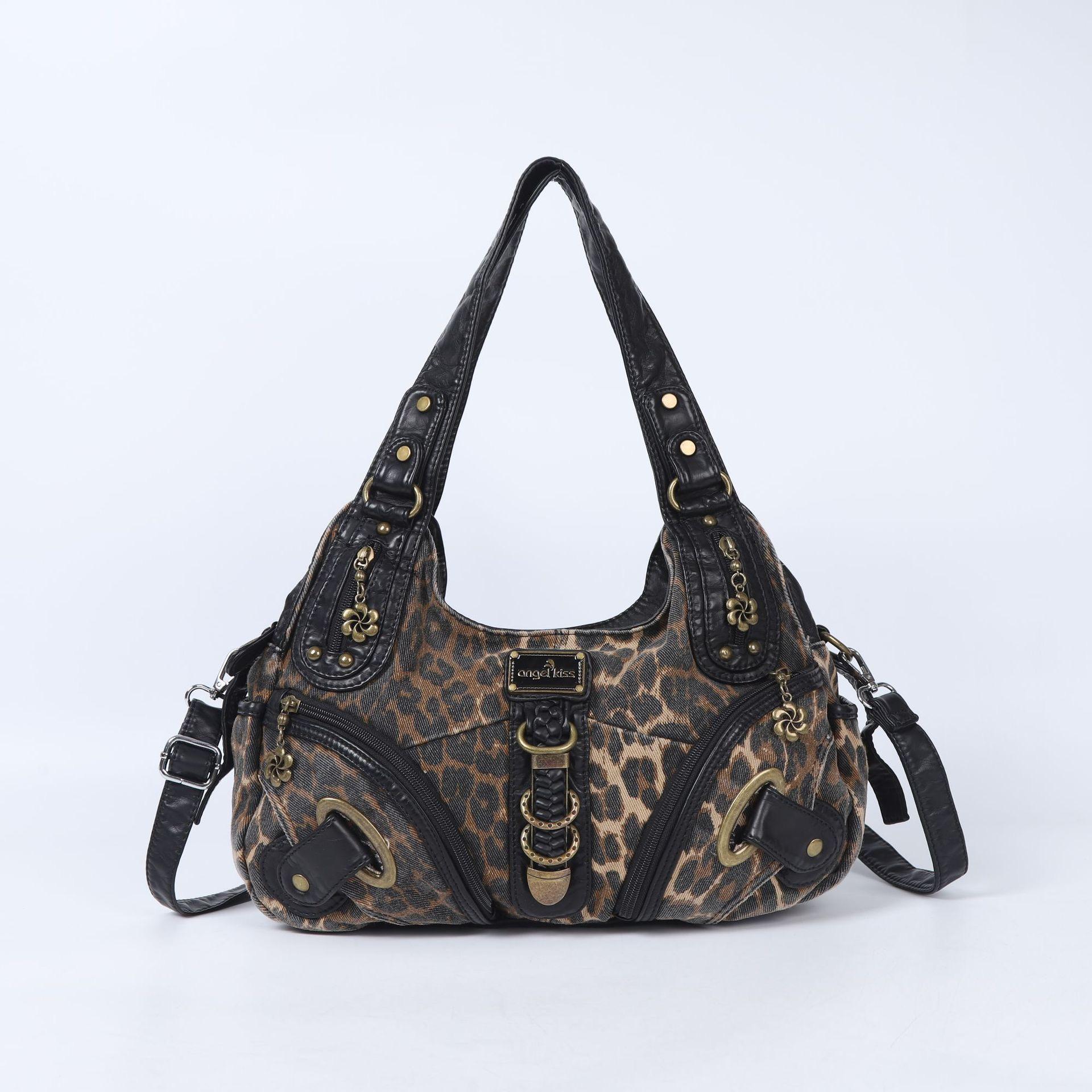 Original Designer Brand Spicy Girl Retro Distressed Large-capacity Soft Leather Single-shoulder Crossbody Bags for Women
Original Designer Brand Spicy Girl Retro Distressed Large-capacity Soft Leather Single-shoulder Crossbody Bags for Women