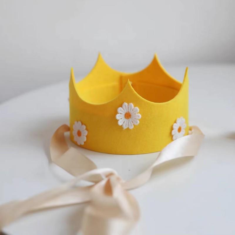 Trendy Hair Accessories & Party Props: Crown Birthday Hats for All Ages
Trendy Hair Accessories & Party Props: Crown Birthday Hats for All Ages