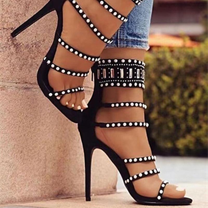 European and American sandals women s summer 2025 new hot diamond women s shoes foreign trade hot pearl Roman heels stiletto sandals 43 чорний
European and American sandals women s summer 2025 new hot diamond women s shoes foreign trade hot pearl Roman heels stiletto sandals 43 чорний