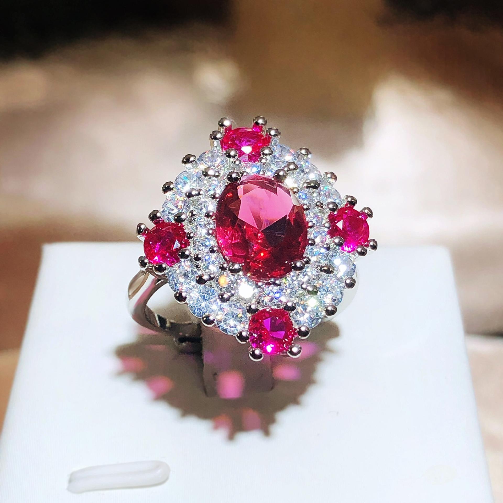 Vintage Jewelry Long Ring Ruby Rose Red Pendant Ring Crystal Luxury 925 Sterling Silver Wedding Gift To Girlfriend resizable червоний
Vintage Jewelry Long Ring Ruby Rose Red Pendant Ring Crystal Luxury 925 Sterling Silver Wedding Gift To Girlfriend resizable червоний