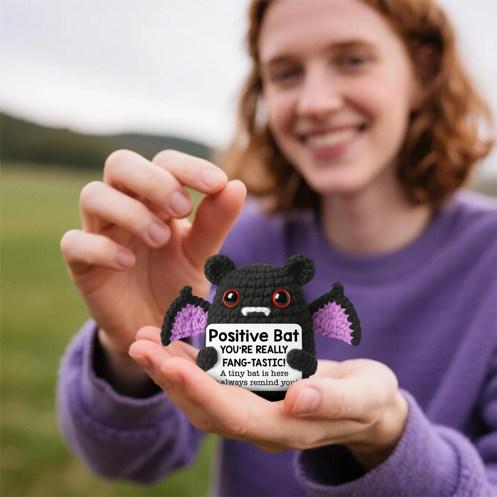 Вязаные крючком мопсы активно представляют шерстяные куклы в качестве подарков One Size
Вязаные крючком мопсы активно представляют шерстяные куклы в качестве подарков One Size