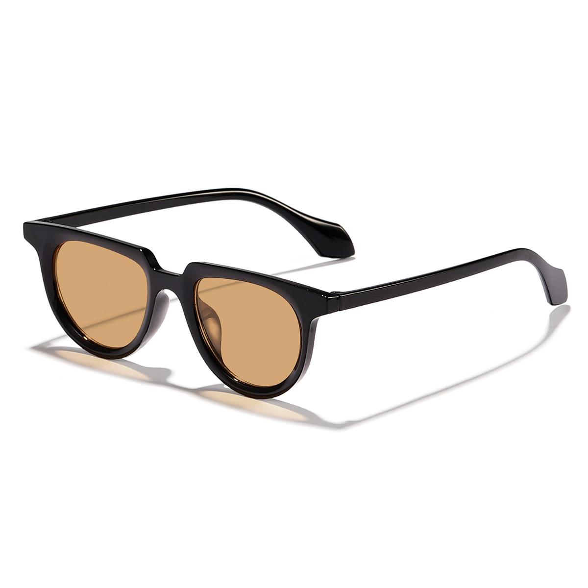 Luxury Designer Vintage Flat Top Sun Glasses For Ladies For For Gents Stylish Popular Sun Glasses Punk Outdoor For Drivers Eye Glasses UV400 As The Picture
Luxury Designer Vintage Flat Top Sun Glasses For Ladies For For Gents Stylish Popular Sun Glasses Punk Outdoor For Drivers Eye Glasses UV400 As The Picture