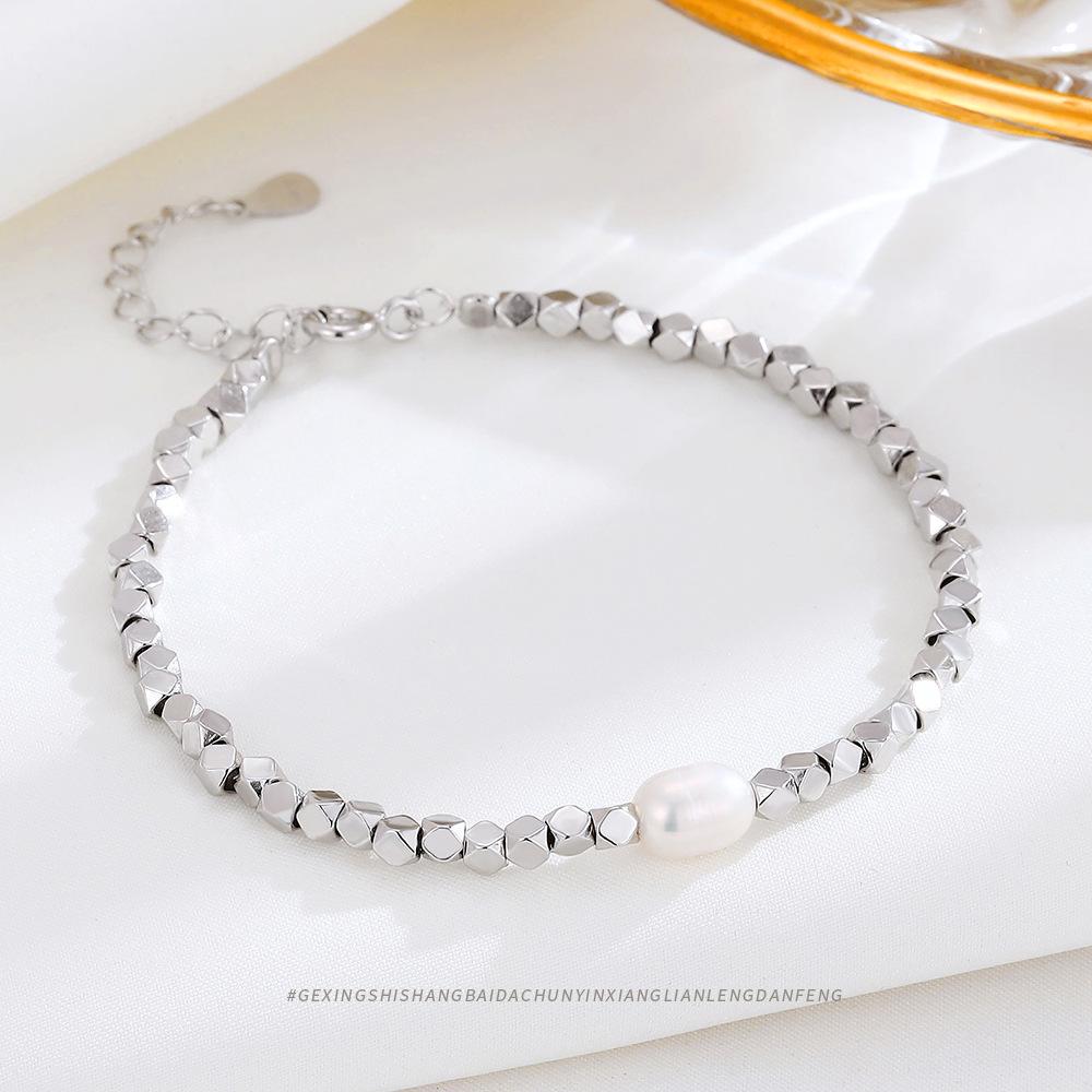 Niche Style S925 Sterling Silver & Freshwater Pearl Bracelet - Light Luxury Women s Jewelry 925 Silver
Niche Style S925 Sterling Silver & Freshwater Pearl Bracelet - Light Luxury Women s Jewelry 925 Silver