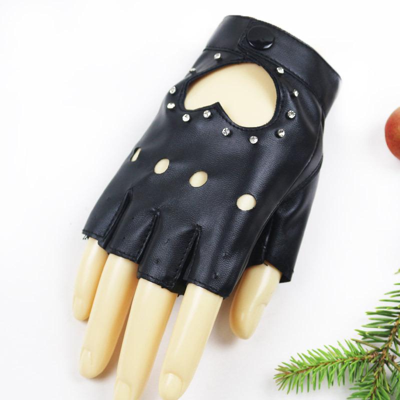 Женские кожаные перчатки без пальцев, персиковые ногти, обновленные перчатки из искусственной кожи для DS performance, one size fits all чёрный
Женские кожаные перчатки без пальцев, персиковые ногти, обновленные перчатки из искусственной кожи для DS performance, one size fits all чёрный