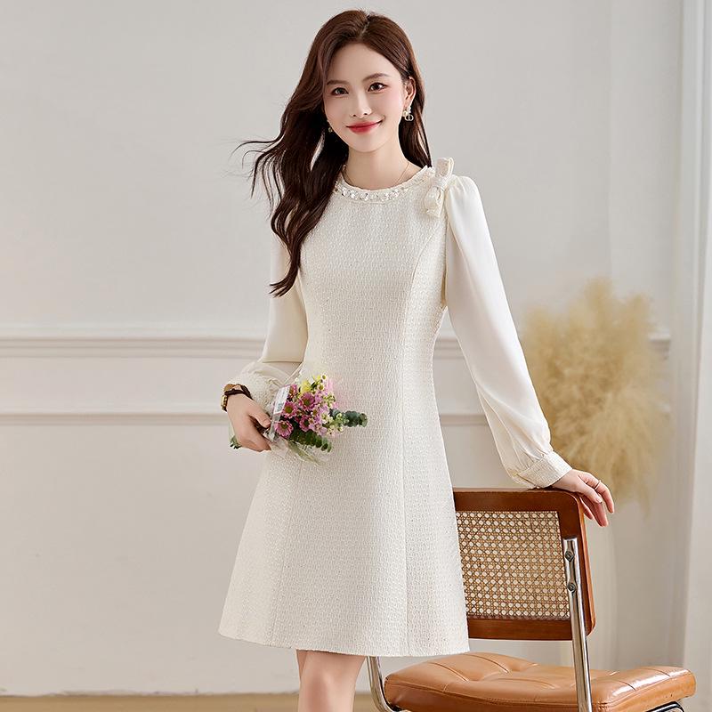 2025 Spring Women s Elegant Mid-Length Dress with Beaded Neckline M (90-108 jin) чёрный
2025 Spring Women s Elegant Mid-Length Dress with Beaded Neckline M (90-108 jin) чёрный