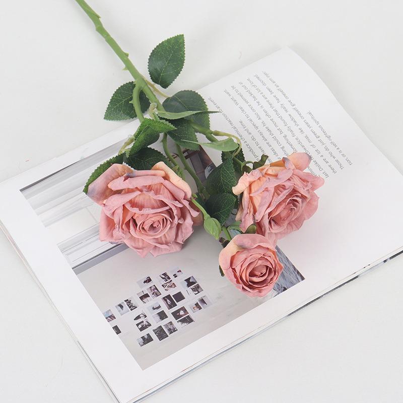 10pcs Simulation 3-Fork Roses Branch Silk Fake Flowers Hotel Decor Champagne Grilled Edge Oil Painting Rose Artificial Flower рожевий
10pcs Simulation 3-Fork Roses Branch Silk Fake Flowers Hotel Decor Champagne Grilled Edge Oil Painting Rose Artificial Flower рожевий