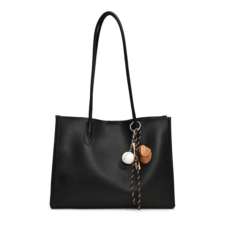 Bag Women s New Tote Bag Large-capacity Class Versatile Shoulder Bag no pendant чёрный
Bag Women s New Tote Bag Large-capacity Class Versatile Shoulder Bag no pendant чёрный