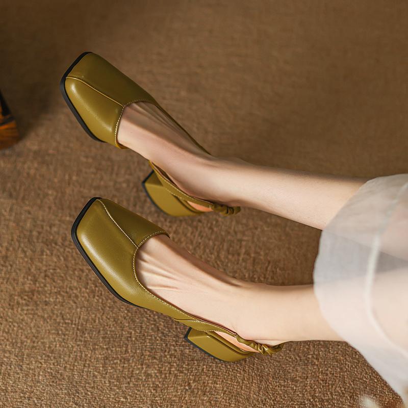 Women s low-heeled sandals summer new simple temperament solid color versatile large-size bag head sandals 46
Women s low-heeled sandals summer new simple temperament solid color versatile large-size bag head sandals 46