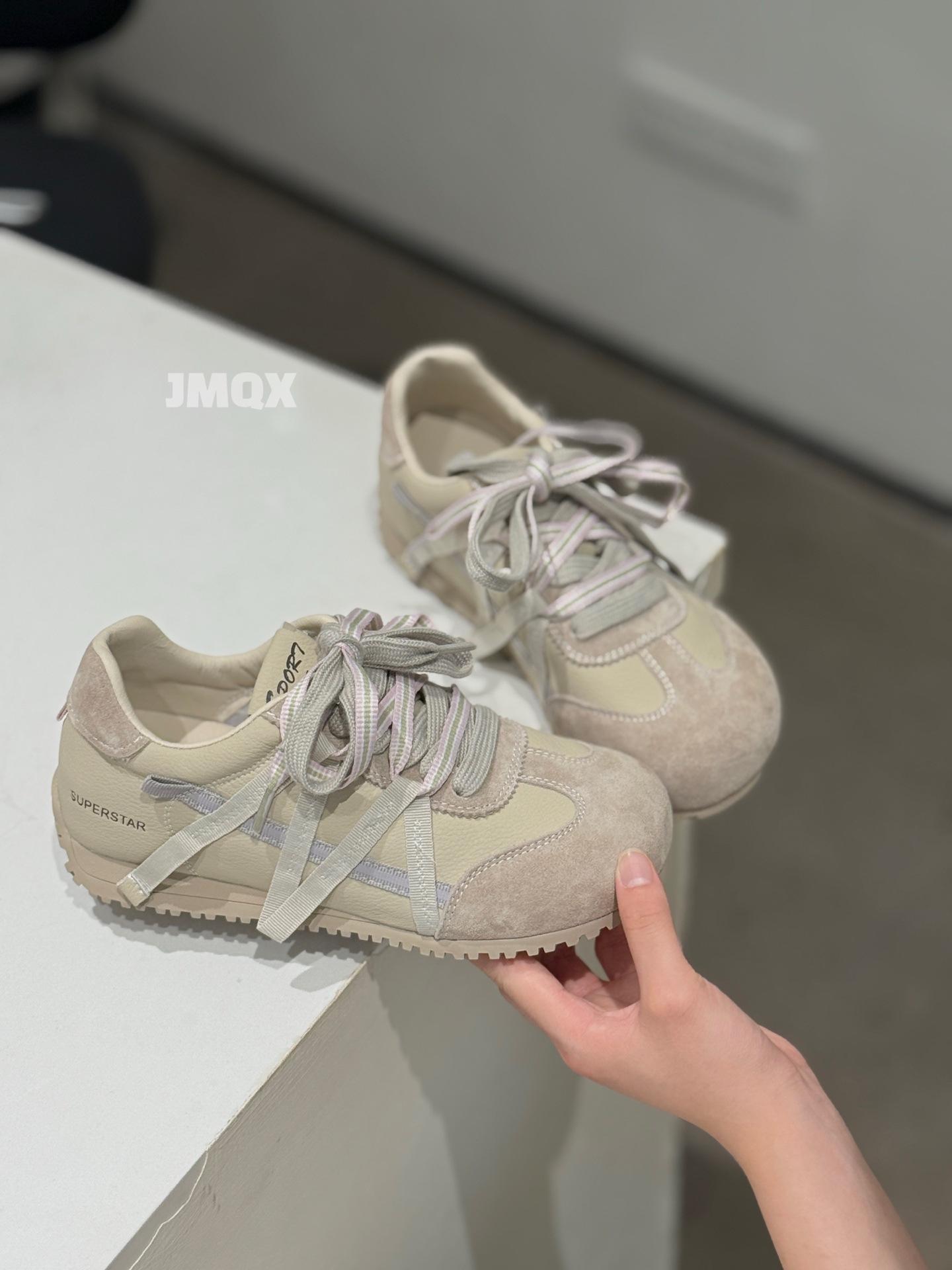 Кожаная сетчатая дышащая немецкая тренировочная обувь женская 2025 лето новая ретро розовая мягкая подошва мягкая поверхность для бега Форрест Гамп сетчатая обувь 39 абрикосовый
Кожаная сетчатая дышащая немецкая тренировочная обувь женская 2025 лето новая ретро розовая мягкая подошва мягкая поверхность для бега Форрест Гамп сетчатая обувь 39 абрикосовый