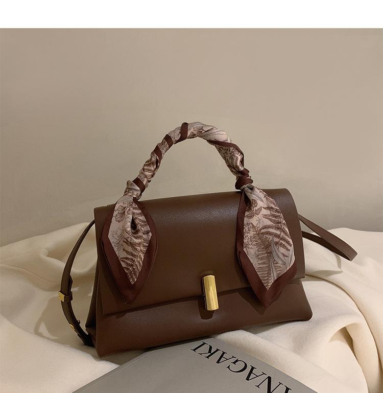 Кожаная женская сумка с шелковым шарфом, декоративная сумка через плечо, женская модная универсальная сумка через плечо (20cm<Max Length<30cm) коричневый
Кожаная женская сумка с шелковым шарфом, декоративная сумка через плечо, женская модная универсальная сумка через плечо (20cm<Max Length<30cm) коричневый