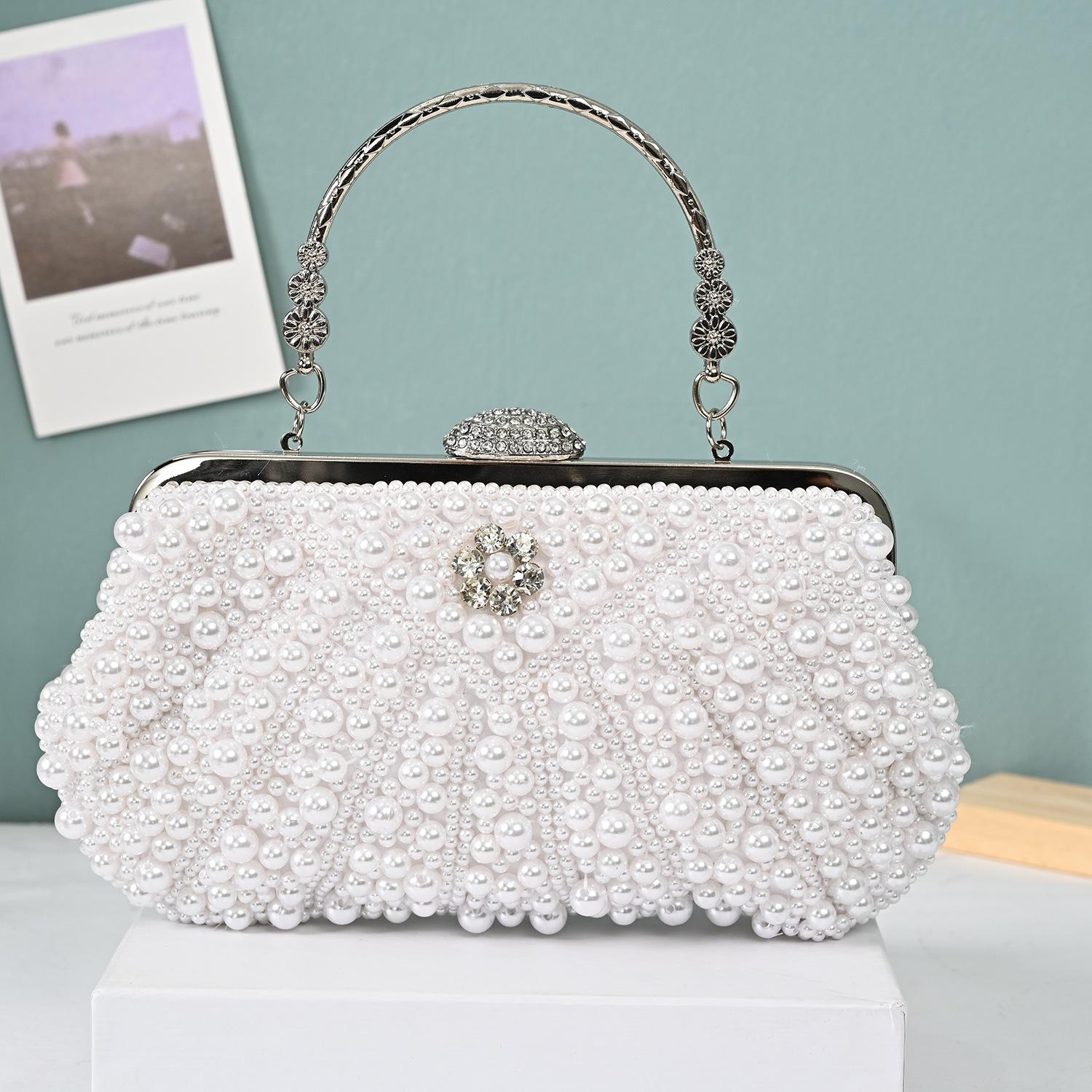 2023 New Shell Pearl Rhinestone Dinner Bride Dress Shoulder Bag Small Banquet Bag Cocktail Party Handbag Evening Clutch Purse
2023 New Shell Pearl Rhinestone Dinner Bride Dress Shoulder Bag Small Banquet Bag Cocktail Party Handbag Evening Clutch Purse