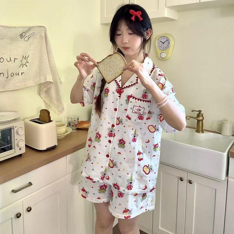 Summer Apple Koala Pajamas Women s Short Sleeve Shorts Cardigan Lace Two-piece Set Women s Casual Loose Loungewear S
Summer Apple Koala Pajamas Women s Short Sleeve Shorts Cardigan Lace Two-piece Set Women s Casual Loose Loungewear S