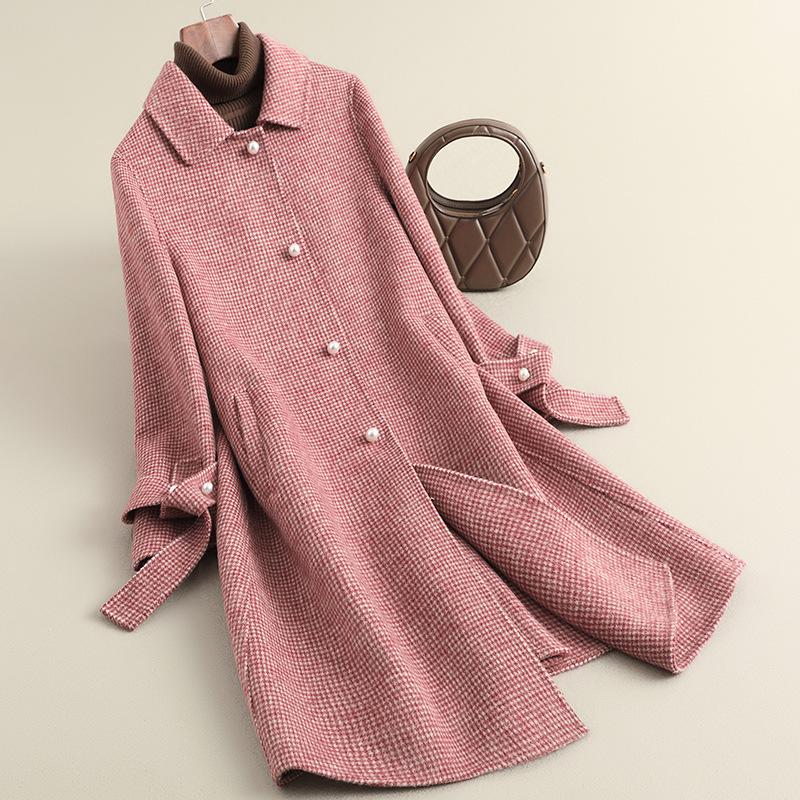 Осеннее высококачественное пальто средней длины из шерсти, универсальное, с простым квадратным воротником, однобортное шерстяное пальто, шерстяное пальто женское XL (recommended 126-69 kg)
Осеннее высококачественное пальто средней длины из шерсти, универсальное, с простым квадратным воротником, однобортное шерстяное пальто, шерстяное пальто женское XL (recommended 126-69 kg)