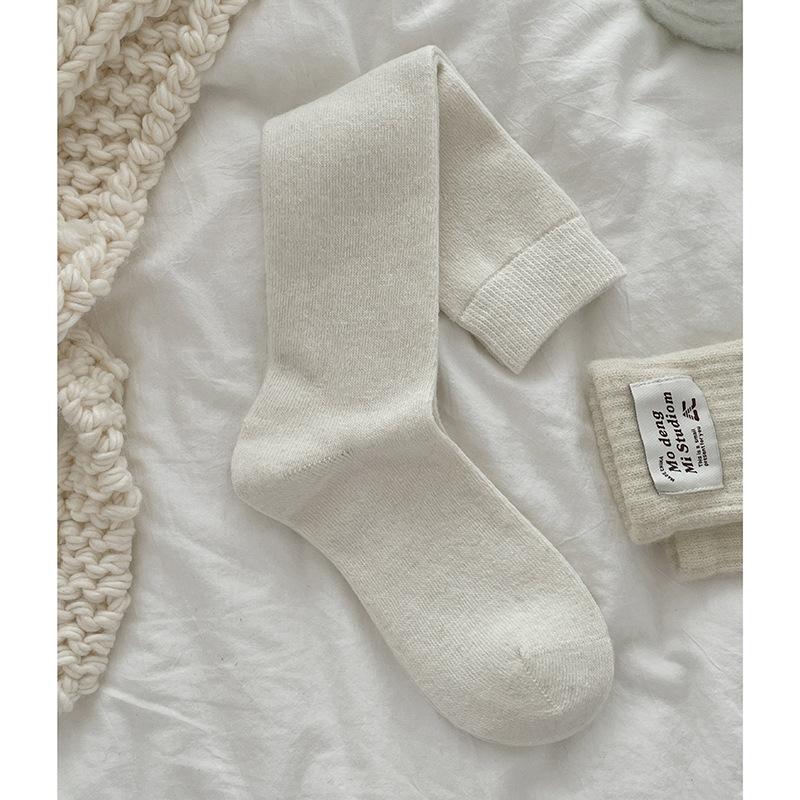 Wool Calf Socks Mid-Leg Socks Season Style Thickened Fleece To Keep Warm Legs Slim And Slim Winter Knee-Length Stockings One size fits all
Wool Calf Socks Mid-Leg Socks Season Style Thickened Fleece To Keep Warm Legs Slim And Slim Winter Knee-Length Stockings One size fits all
