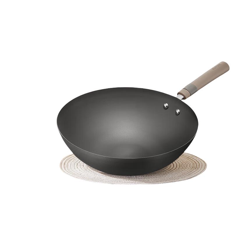 Supor Titanium Non-Stick Wok
Supor Titanium Non-Stick Wok