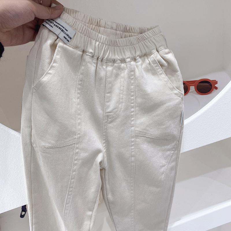 Штани для хлопчиків Весняні та осінні штани Великий дитячий осінній модний дитячий одяг, повсякденні штани для хлопчиків 130 бежевий
Штани для хлопчиків Весняні та осінні штани Великий дитячий осінній модний дитячий одяг, повсякденні штани для хлопчиків 130 бежевий